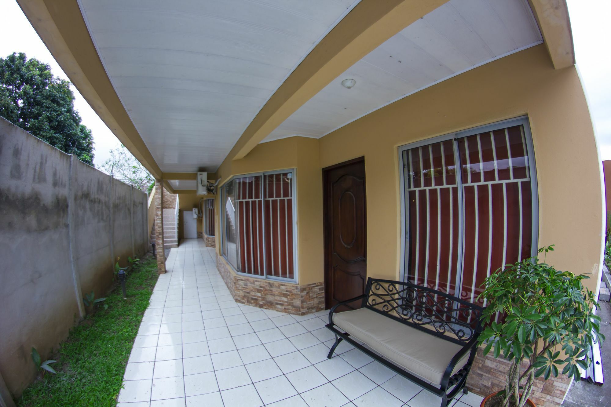 La Fortuna Apartamentos Valle Del Volcan מראה חיצוני תמונה